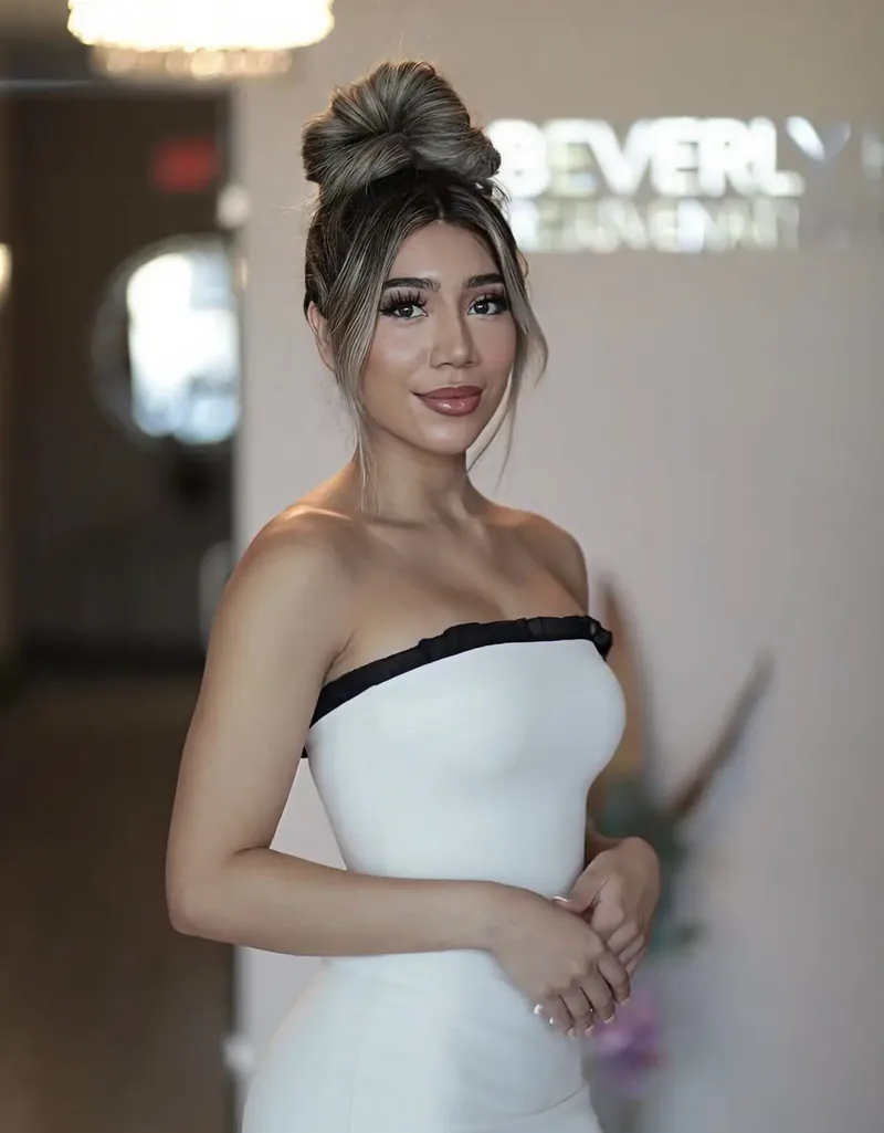 Alexa Valle